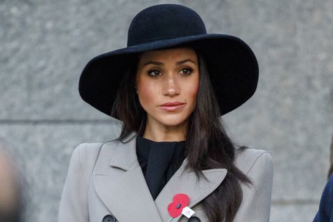 meghan markle musta hattu anzac päivä