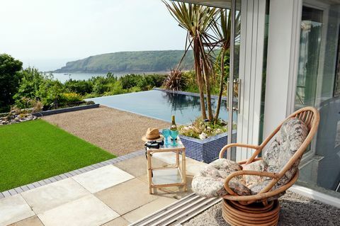 Mount Severn, Pembrokeshire, Wales, rantahuvila myytävänä