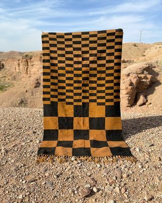 Fadman Checkerboard Mirage