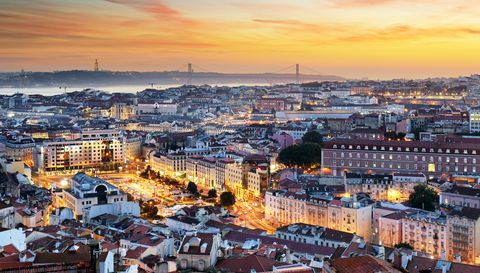 Lissabonin auringonlaskun aikaan