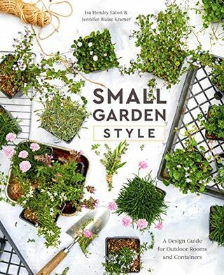 Pieni puutarha -tyyli: Suunnitteluopas ulkohuoneisiin ja astioihin