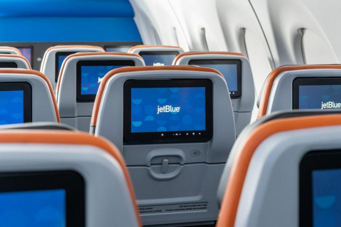 jetbluen vielä enemmän tilaa