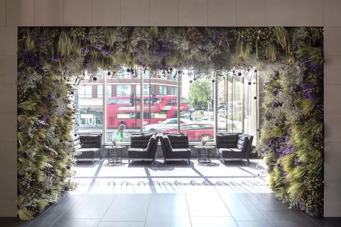 Pullman London St. Pancras - Chelsea-Flower Show inspiroi Meadow -asennusta