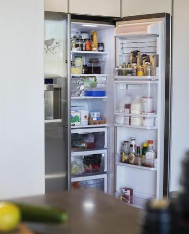 valikoituja ruokia jääkaapissa