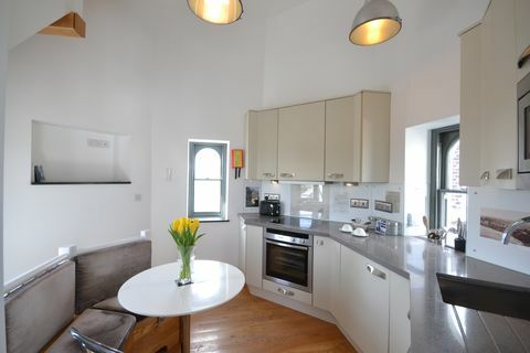 Näkötorni - Falmouth - Cornwall - keittiö - OnTheMarket.com