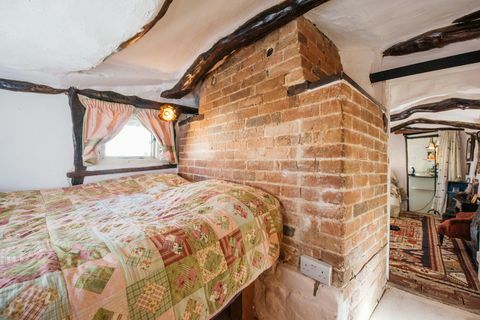 The Hovel - Ludgershall - tiili - OnTheMarket.com