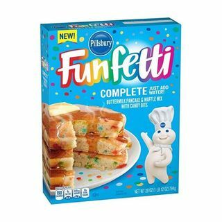 Pillsbury Funfetti kirnupiimillä valmistettu pannukakku- ja vohvelisekoite