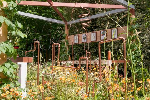 Seedlip puutarha. Suunnittelija: Dr. Catherine MacDonald. Sponsoroi: Seedlip. RHS Chelsea Flower Show 2017.