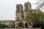 Notre Dame Fire: Syy, vauriot ja niiden uudelleenrakentaminen