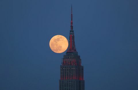 'Pink Moon' on vuoden 2020 suurin supermoon