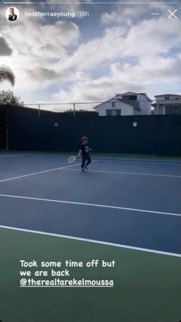 heather rae nuoren instagram-tarinan mukaan hän pelaa tennistä Tarek el Moussan pojan kanssa