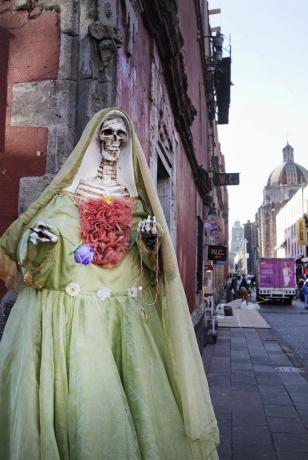 santa muerte -patsas mexico cityssä