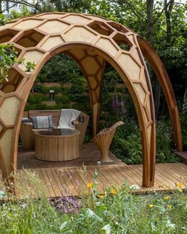 metapuutarha kasvaa tulevaisuutta suunnitellut joe perkins sponsoroima meta show garden rhs chelsea kukkaesitys 2022