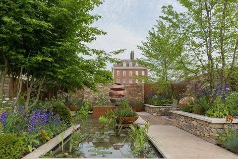 David Nealen suunnittelema hiljainen uima-allas gin-puutarha - Space Grow - Chelsea Flower Show 2018