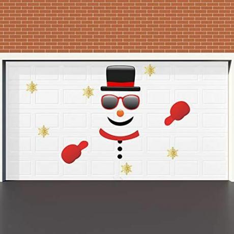  Joulun Lumiukon autotallin ovi
