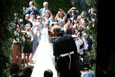 Prinssi Harry naimisissa Meghan Marklen kanssa - Windsorin linna