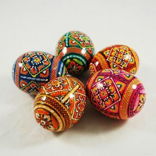 Taditional Pysanky -koristemunat (5)