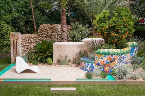 Viking-risteilyjen inspiraatio puutarha. Suunnittelija: Sarah Eberle. Sponsoroi: Viking Cruises. RHS Chelsea Flower Show 2017