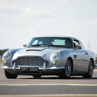 Aston Martin Double Driving Experience High Speed ​​Passenger Ride -ajokokemuksella