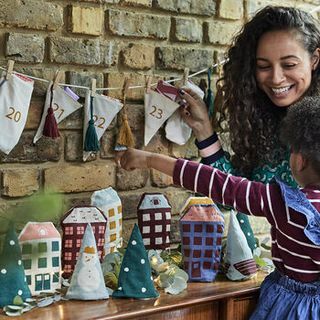 Scandi Fabric Play Town Advent -kalenteri