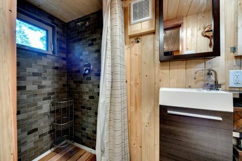oregon pieni talo kylpyhuone suihku
