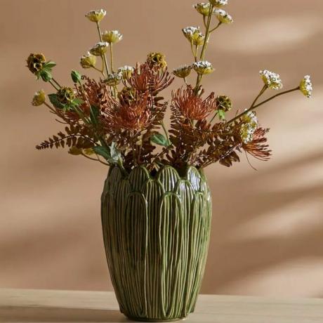 Keinotekoinen Leucospermum-kimppu