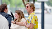 Kiinteistön veljet ja Brad Pitt yllätys muuttivat vierastalon HGTV: n "Celebrity IOU" -esityksessä