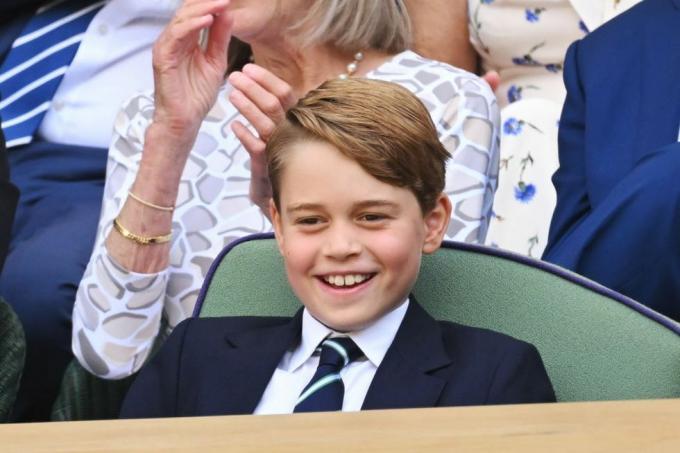 Lontoo, Englanti 10. heinäkuuta prinssi George of Cambridge osallistuu wimbledonin miesten kaksinpelin finaaliin koko englanti nurmikon tennis- ja krokettiklubi 10. heinäkuuta 2022 Lontoossa, Englannissa kuva: karwai tangwireimage