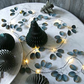 Joulun Eucalyptus Leaves LED Light Garland