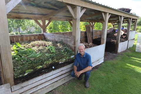 Charles Dowding 'ei kaivaa' puutarhaa