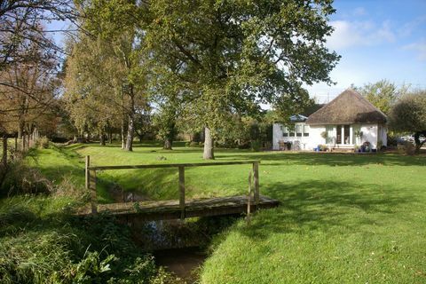 Ebble Thatch, Mead End, Bowerchalke, Salisbury EX3